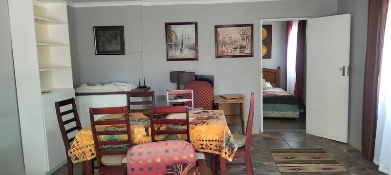 To Let 2 Bedroom Property for Rent in Oakdene Western Cape